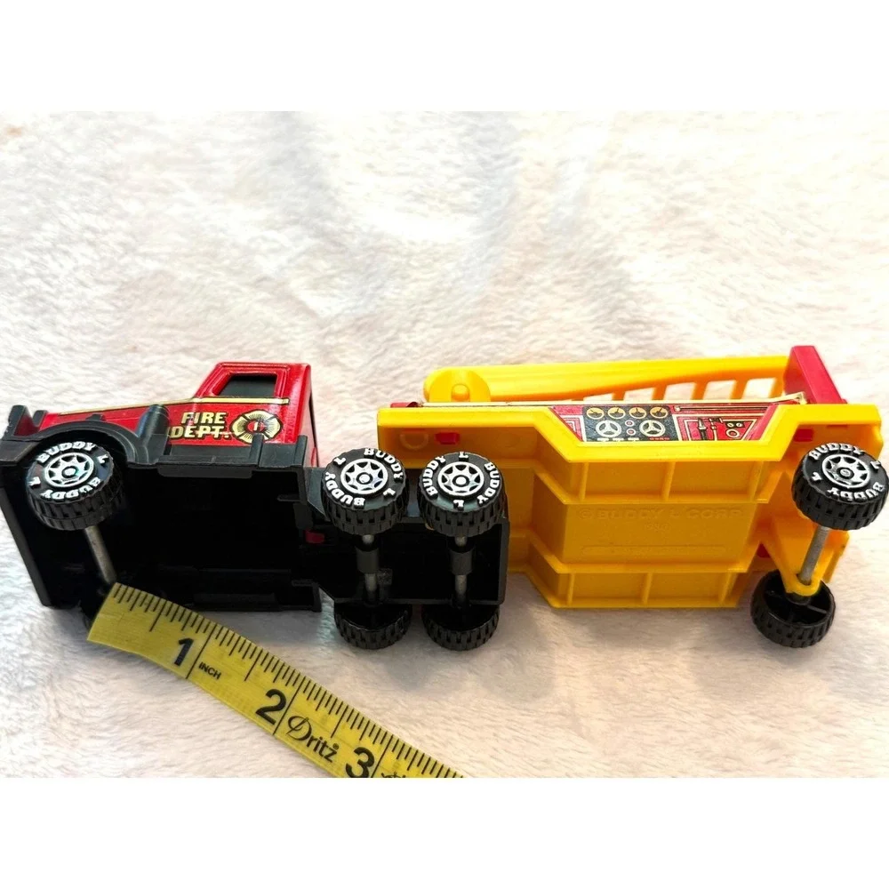 Vintage 1980 Buddy L Fire Dept Truck with Trailer and Ladder Red‎ Yellow Toy